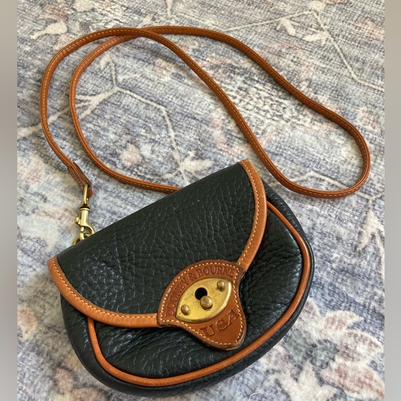 Vintage Dooney & Bourke Calvary Belt Bag Small - Picture 1 of 9